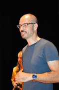 20776411_10209870221692665_6386282079916294426_o_t.gif